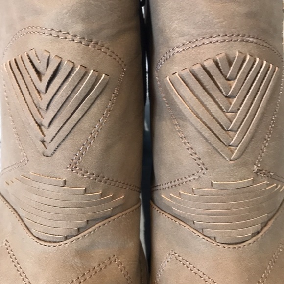 David Aaron booties - Picture 2 of 10